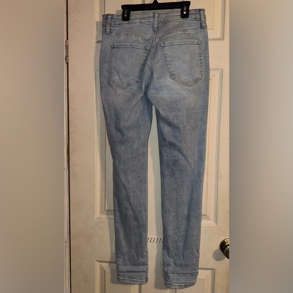 women’s jeans - Picture 2 of 3